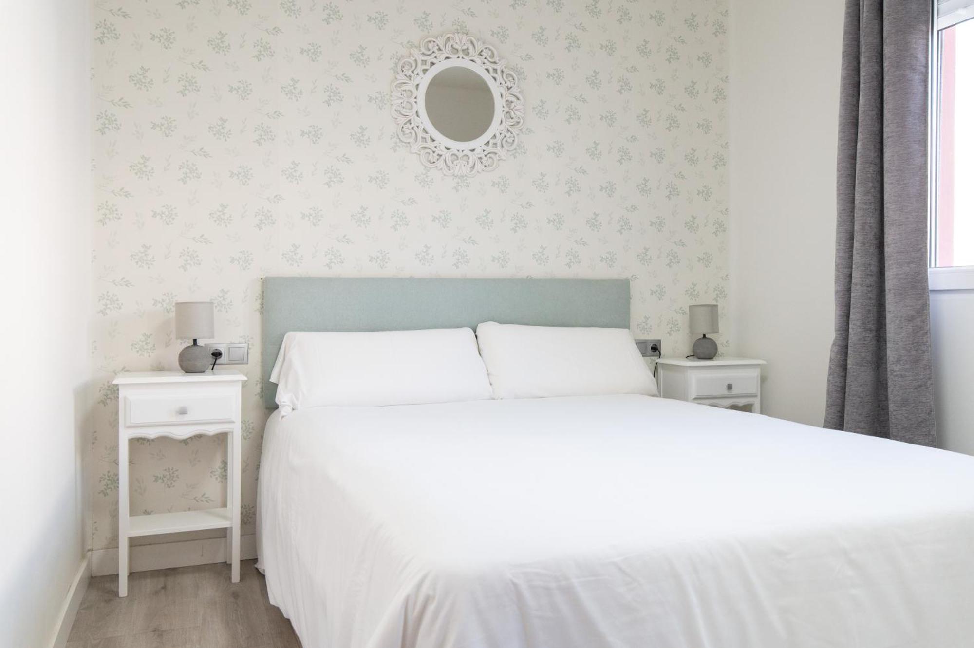 Apartamento Triana Centro dos dormitorios a estrenar Sevilla Exterior foto
